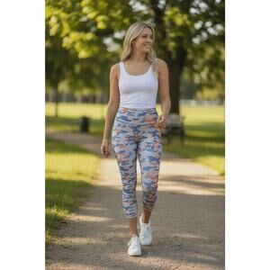 Old Navy Active Women's Size Large Athletic Leggings Active Camo Blue / Pink‎